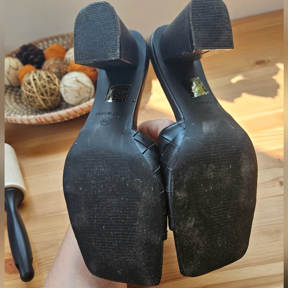 Raid Square Toe Heels in Size 39 - Picture 6 of 8